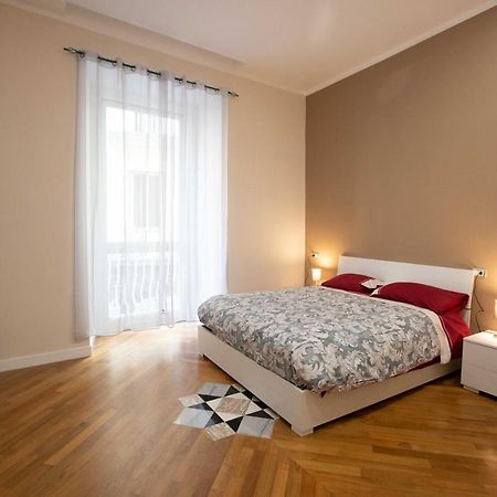 Privilege Chiaia By Dimorra Naples Exterior photo
