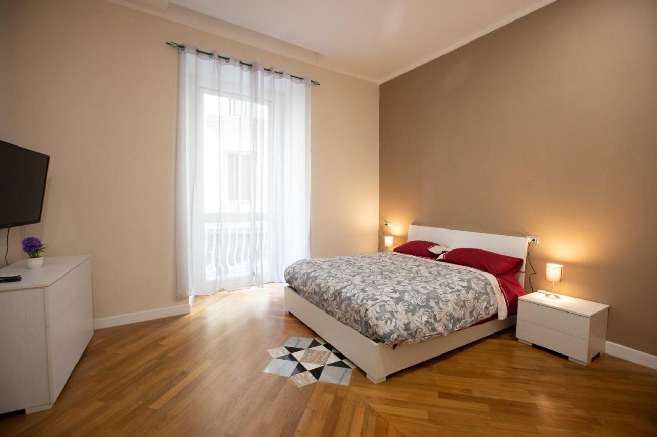 Privilege Chiaia By Dimorra Naples Exterior photo