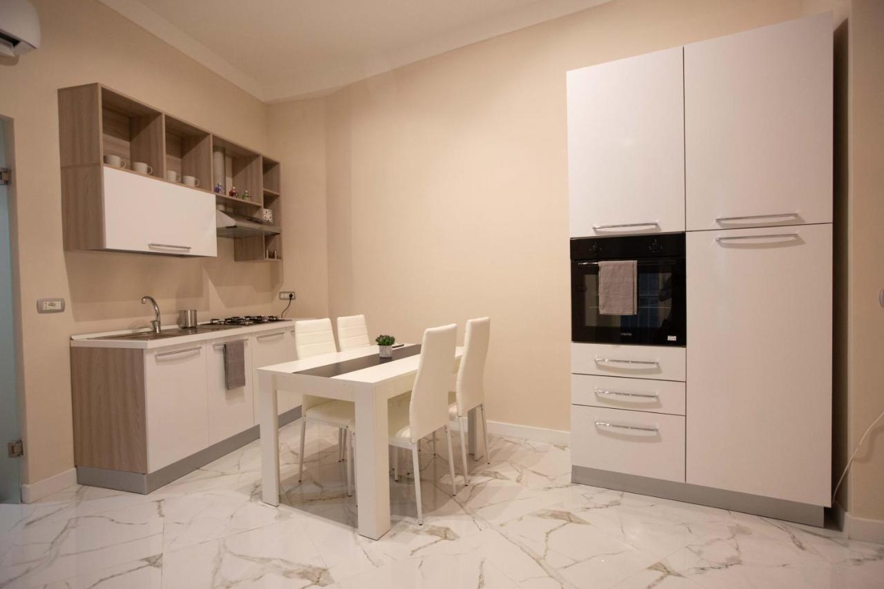 Privilege Chiaia By Dimorra Naples Exterior photo
